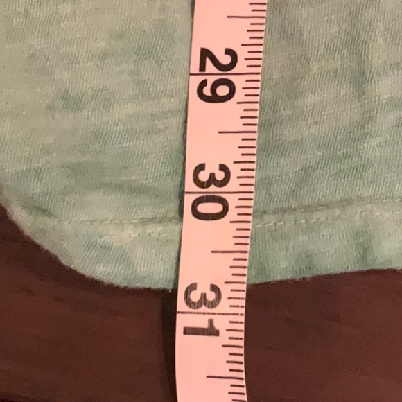 Lane Bryant Green Relaxed Short Sleeve Tee with ruched sides Size 22/24 - Picture 5 of 9